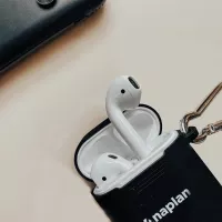 Silicone Apple AirPods Cover w/ carabiner