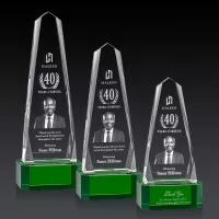 Geneva 3D Award on Base - Green