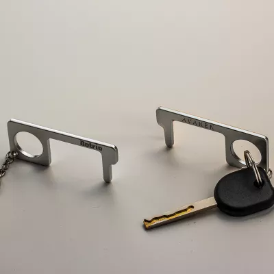 No Touch Thingamajig Keyring: Aluminum