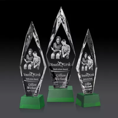 Manilow Award on Robson Base (3D) - Green