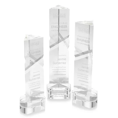 Oakham Award on Paragon Base - Clear