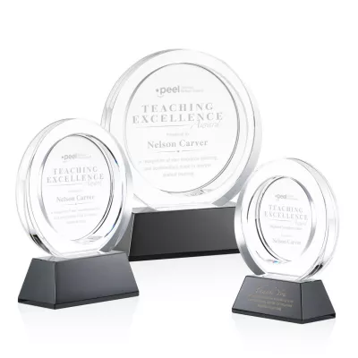 Templeton Award on Base - Black