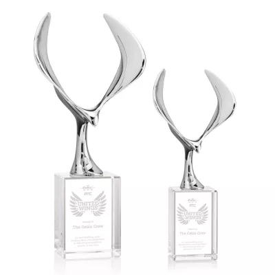 Maverick Eagle Award on Lexington Base - Clear