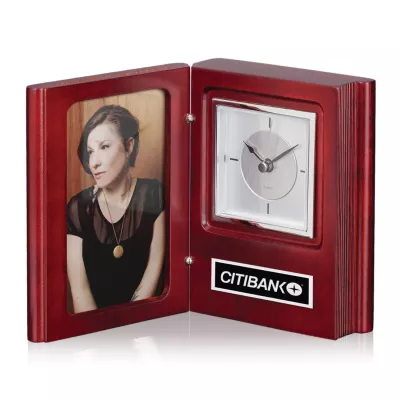Petrona Clock