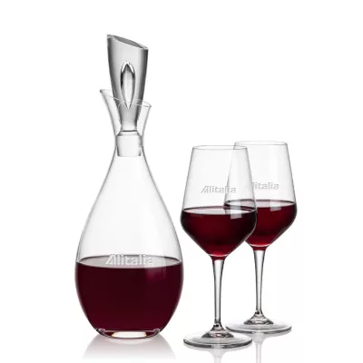 Juliette Decanter & Germain Wine