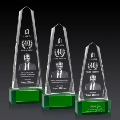 Geneva 3D Award on Base - Green
