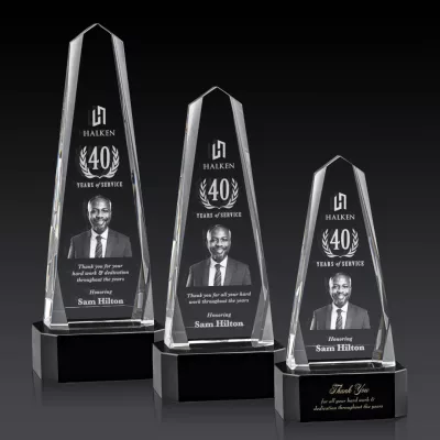 Geneva 3D Award on Base - Black
