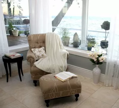 Opulence Throw