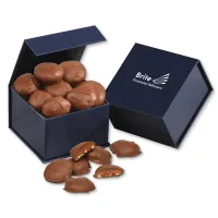 Magnetic Keepsake Box with Caramel Pecan Clusters